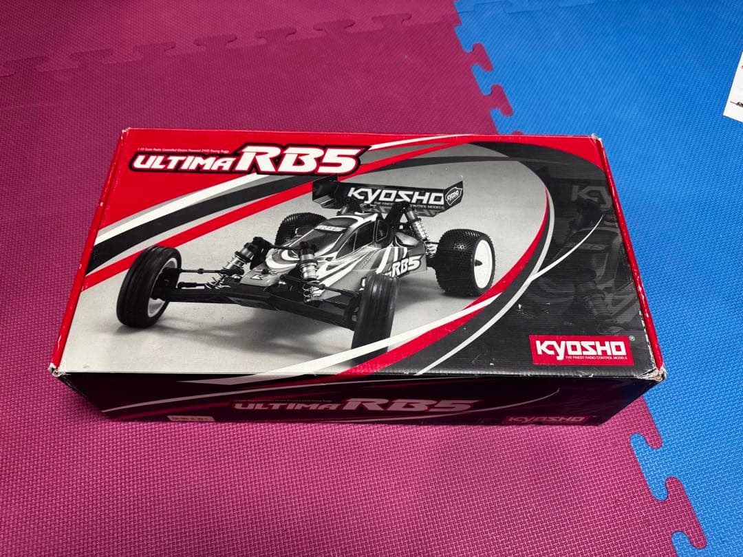 京商　ULTIMA RB5 沢山のオマケ付、ジャンク品扱いで