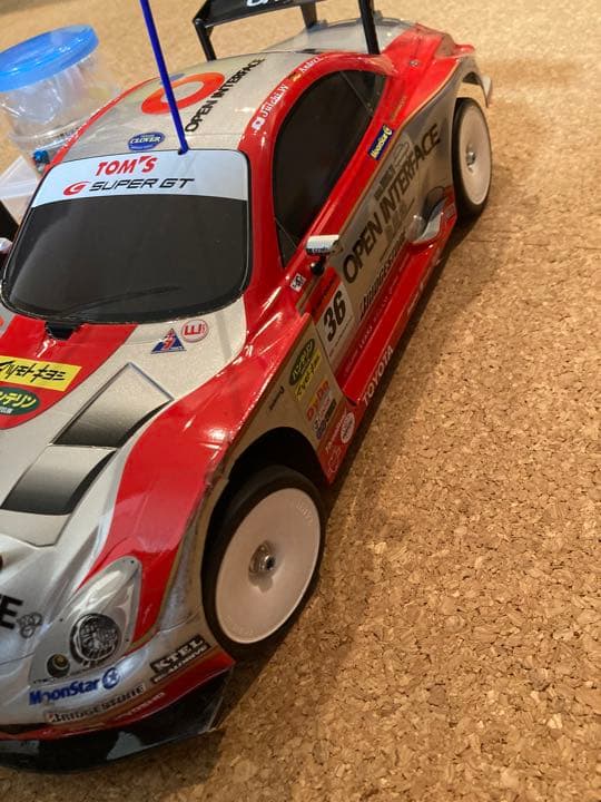 ラジコン　充電器付