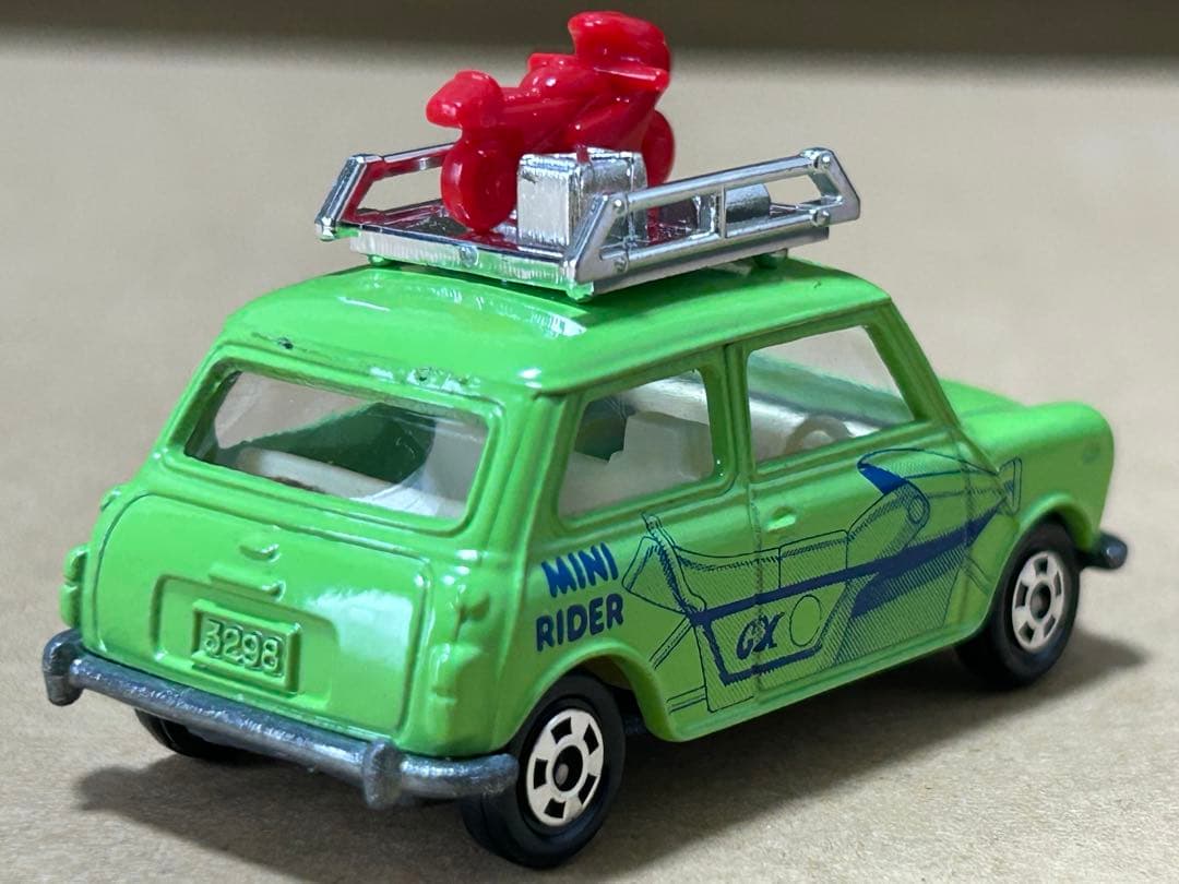 日本製 トミカ ミニクーパー ポケバイ付