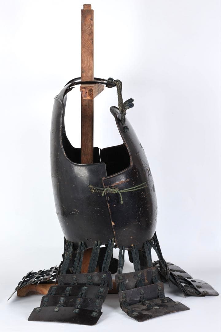 【江戸期】黒漆塗 二枚胴 胴丸 草摺付 時代甲冑 鎧 武具 鎧兜 古美術 骨董品