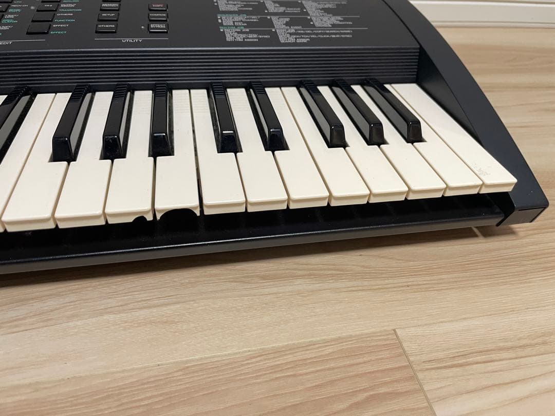 Yamaha V50 シンセサイザー 61鍵