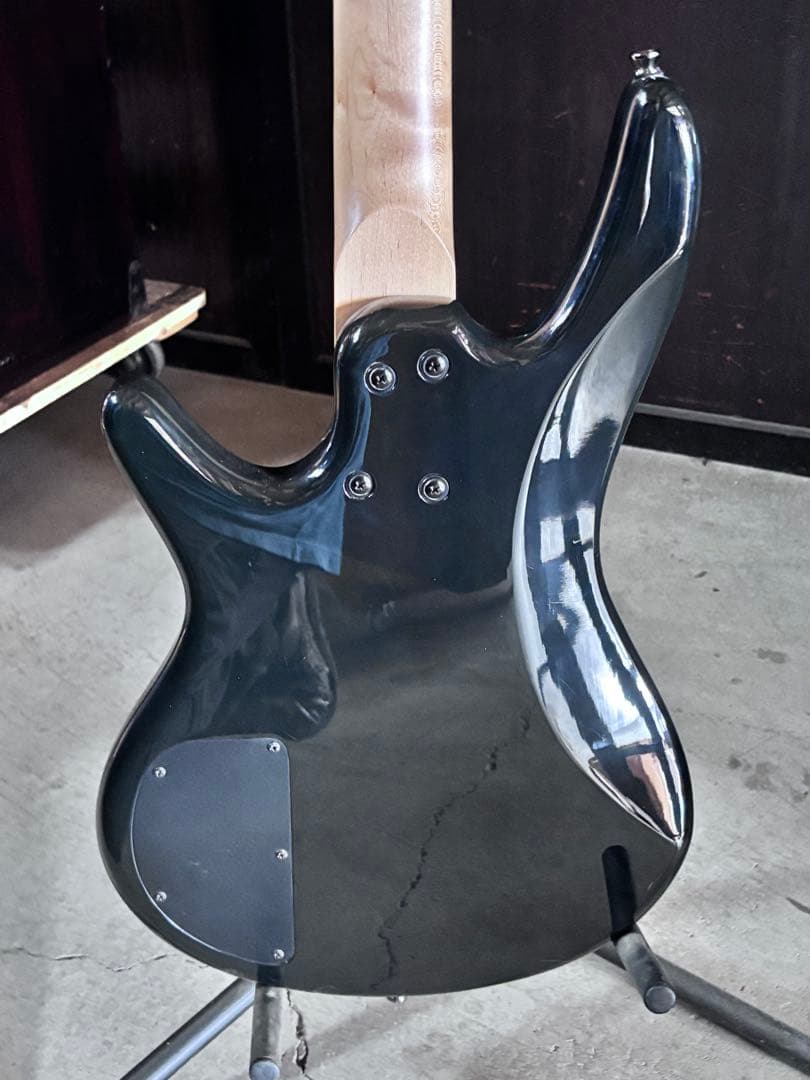 Ibanez 4弦エレキベース