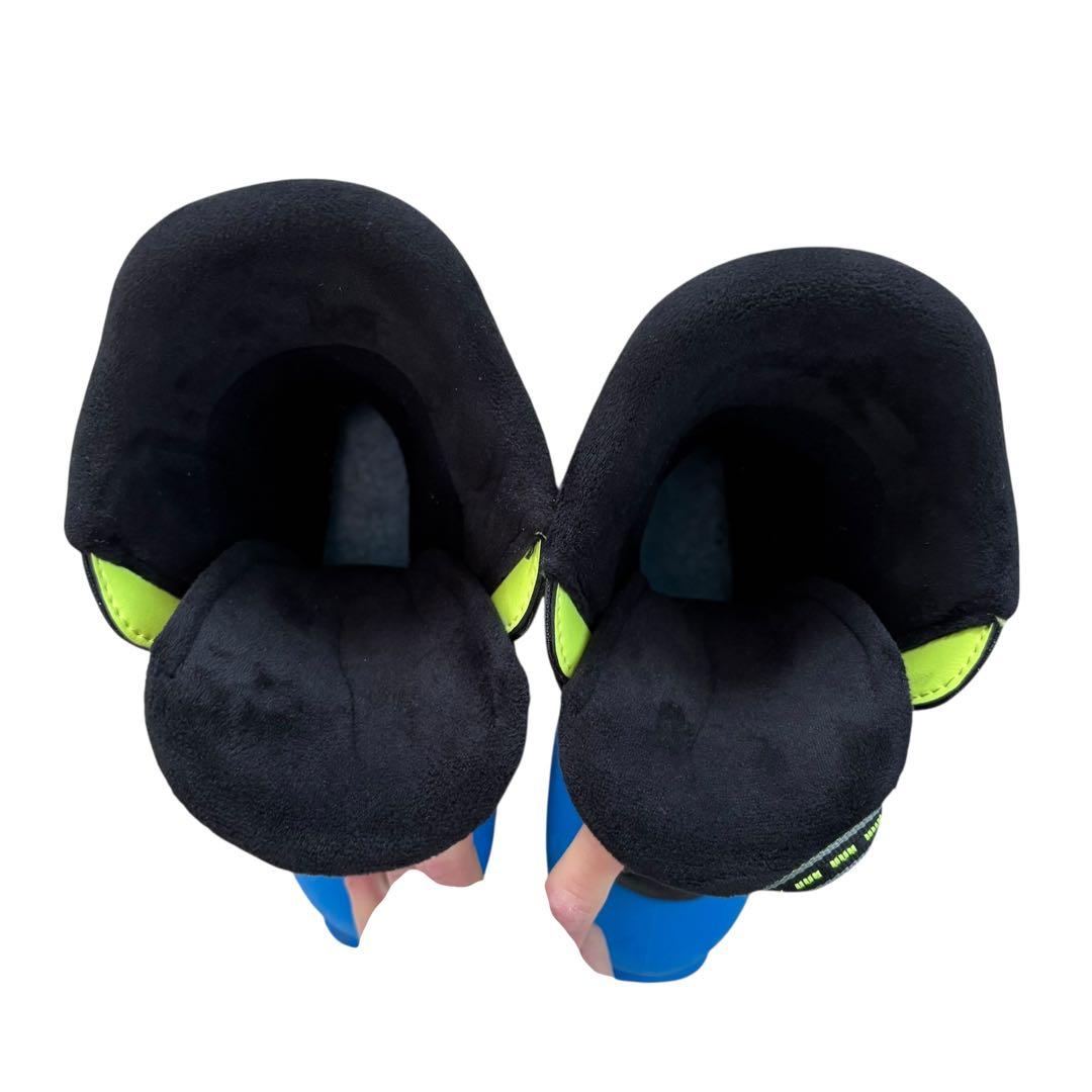 男の子　ジュニア　110cm head 21-21.5cm スキー　ストック付