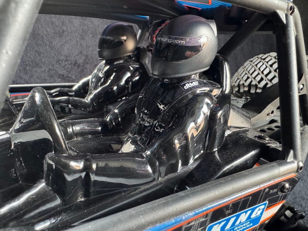 ホビーラジコン axial RR10 bomber RC