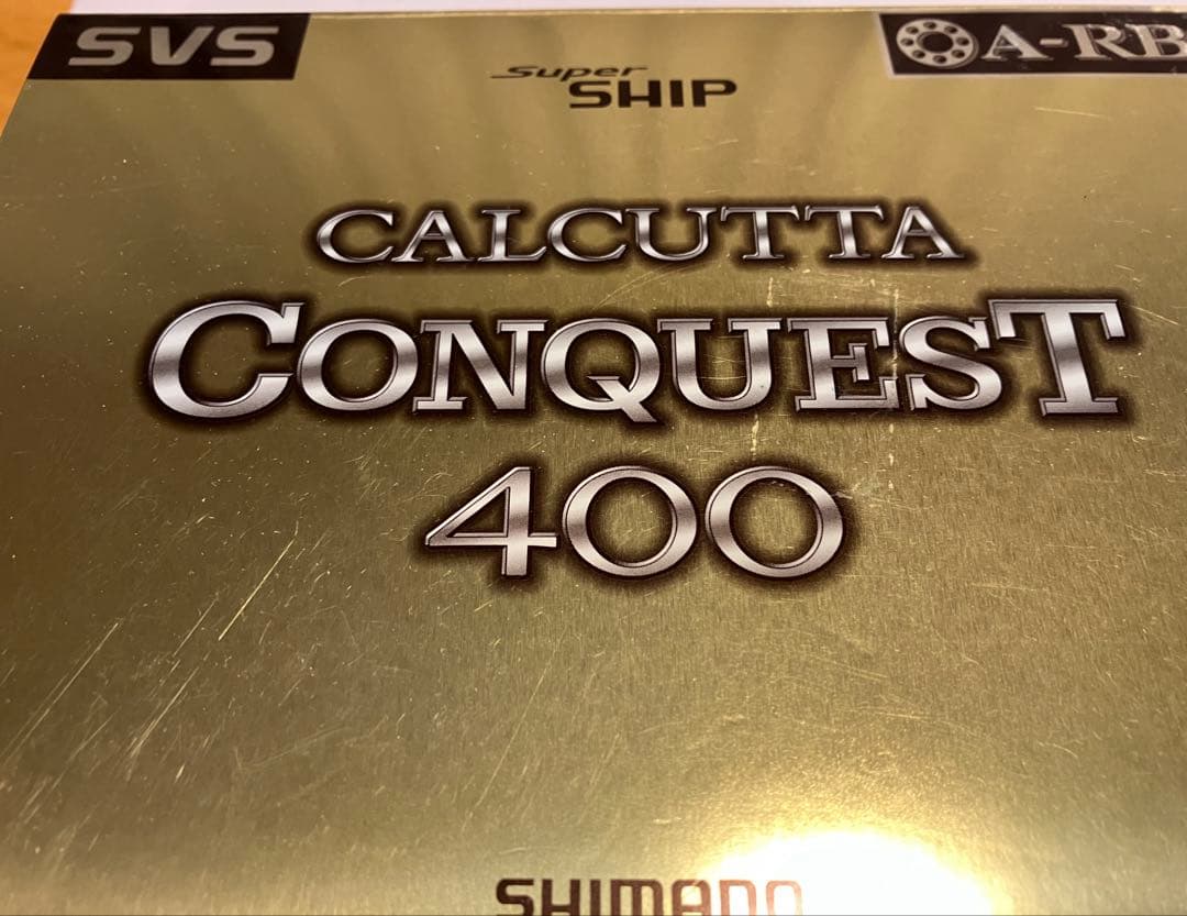 シマノ01カルカッタコンクエスト 400 RH444 ベイトリール 右ハンドル