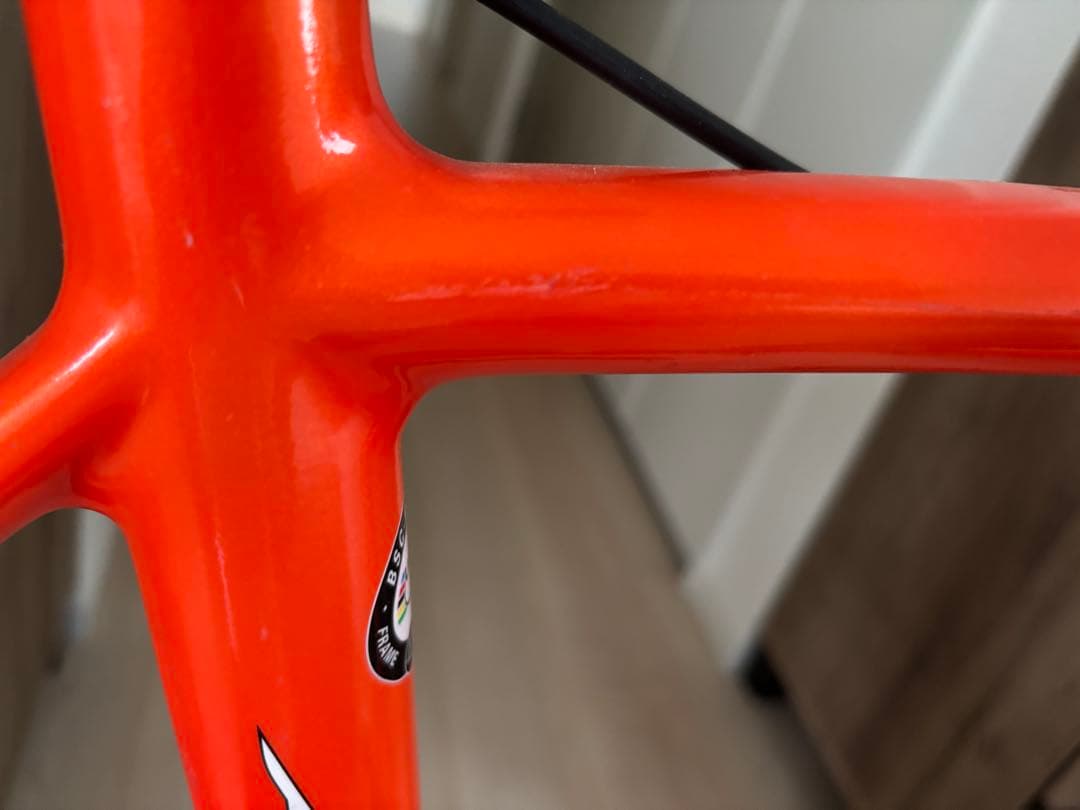 軽量8キロ　アンカーRL8RDカーボンロード 54 サイズシマノ105 2×11