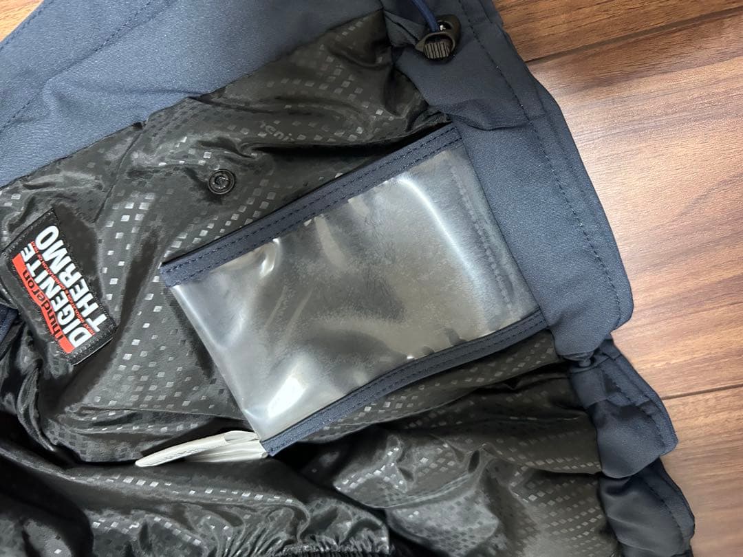 新品PHENIX フェニックス　レディース スキーウェア　スノーボードウェア　S