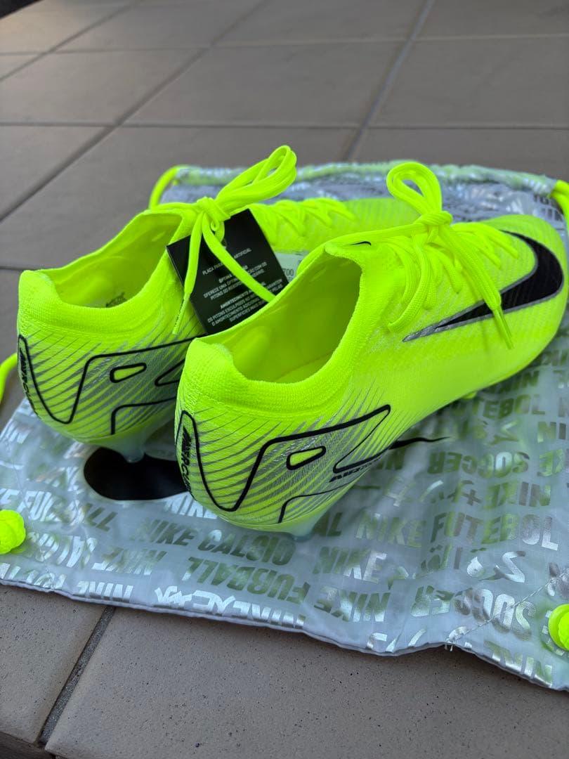 ナイキ マーキュリアル ズームヴェイパー16 エリート AG 27.5cm