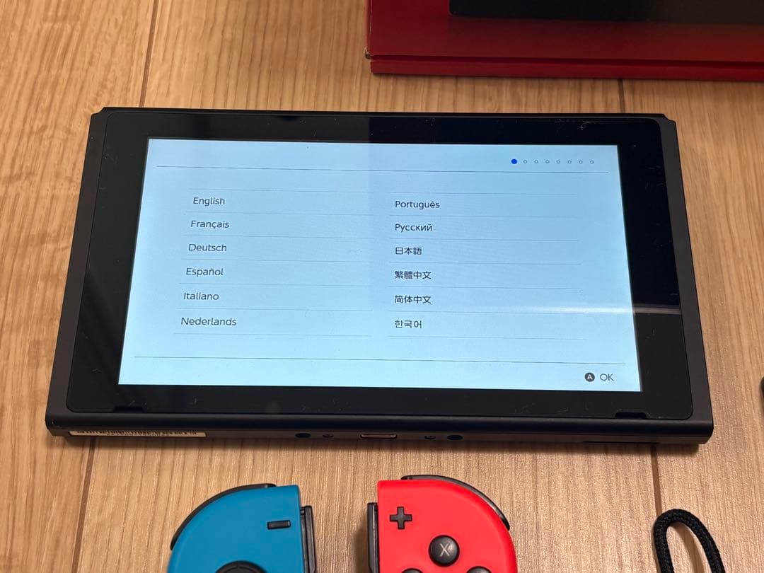 【動作確認済】Nintendo Switch ネオンブルー・ネオンレッド 本体