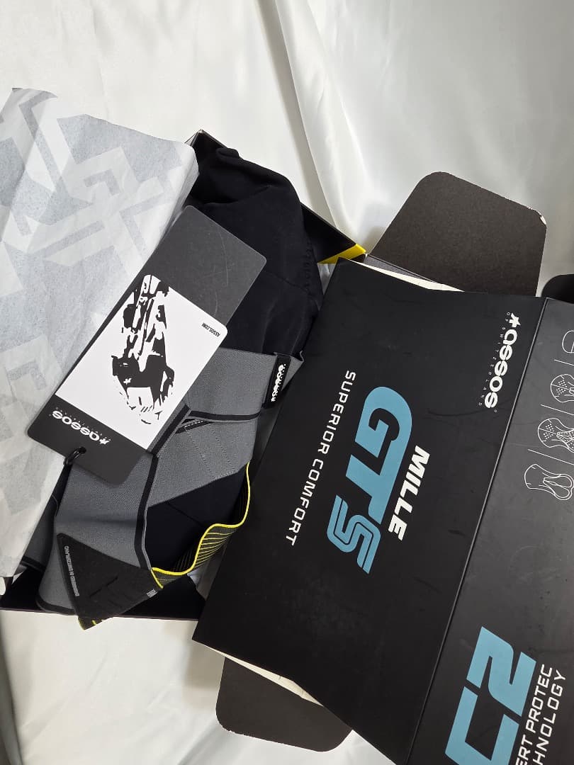 Assos MILLE GTS 春秋用ビブショーツC2 Mサイズ