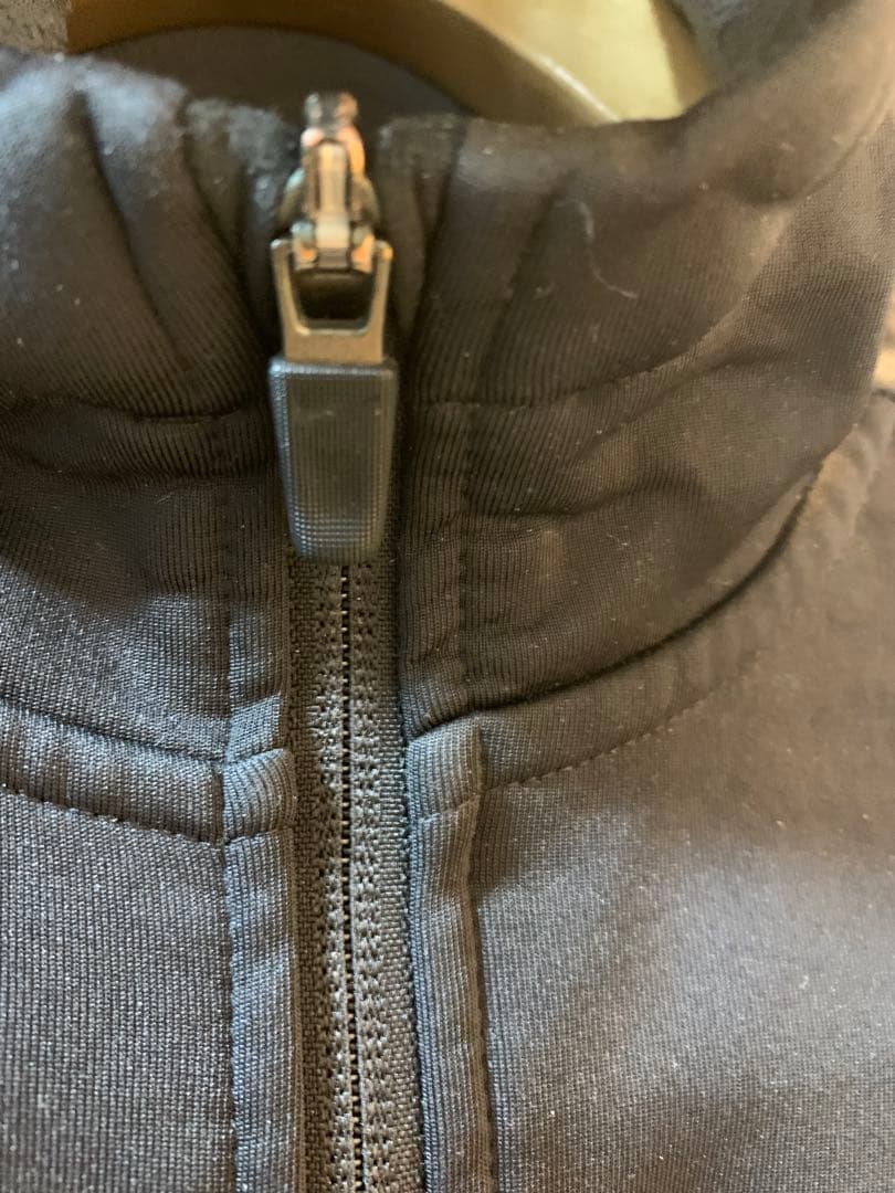 Nike フード付きジャケット 黒　ゴルフ