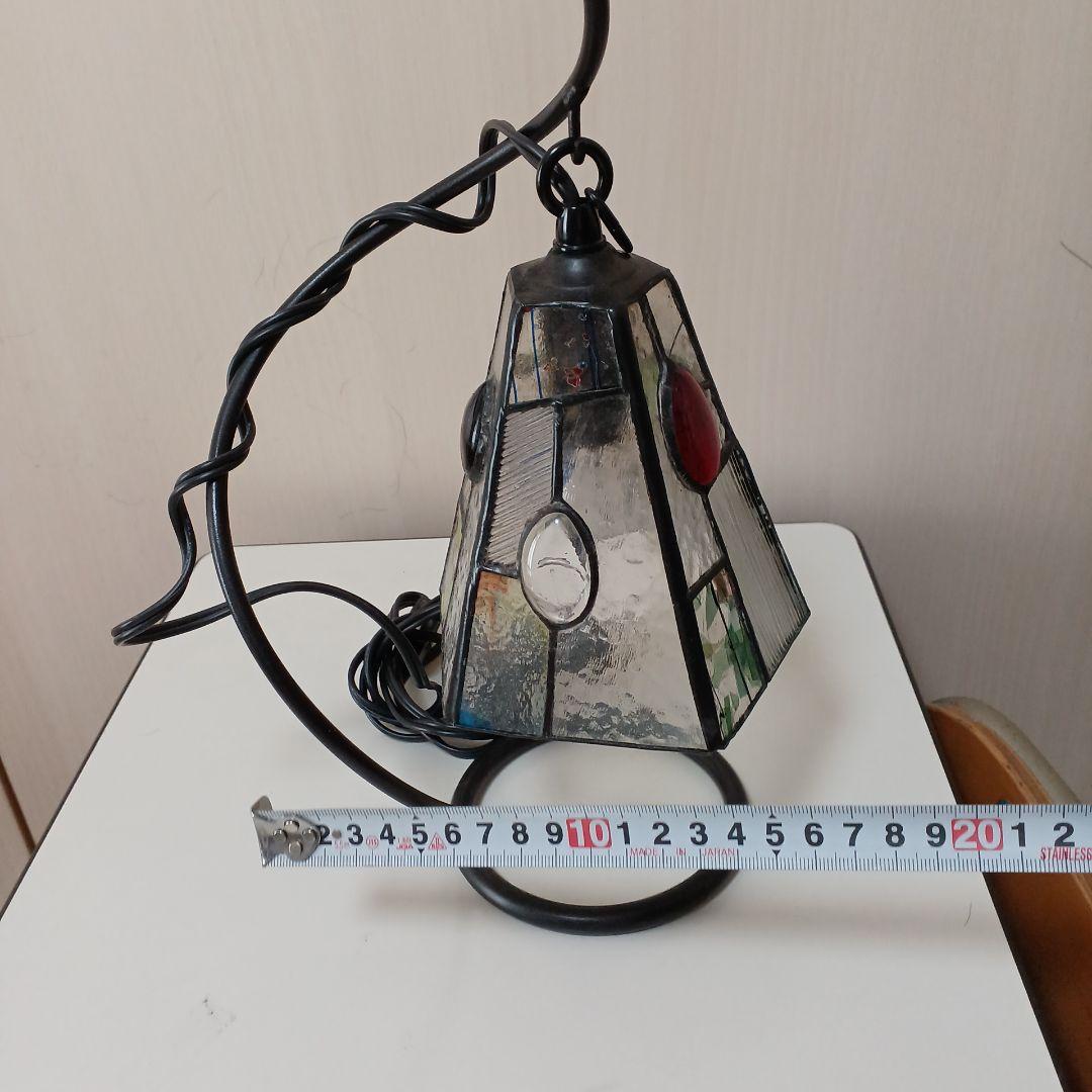 再値下げバンドメイドの、ステンドグラスの、ランプシェード。