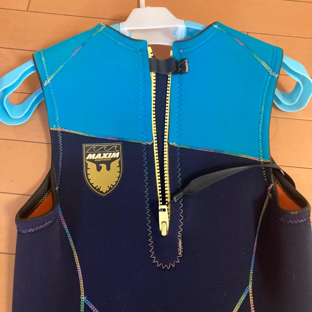 maxim ロングジョン ウェットスーツ ネイビーとタッパー