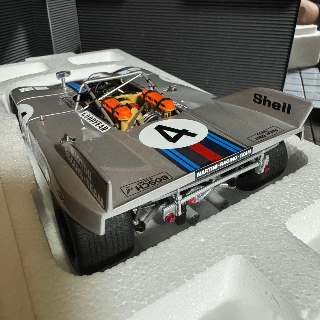 未展示品 オートアート 1/18 ポルシェ908 / 03