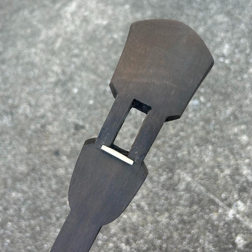 三線　棹　黒木　カミゲン　真壁型　沖縄　未塗装　伝統工芸士製作 .2