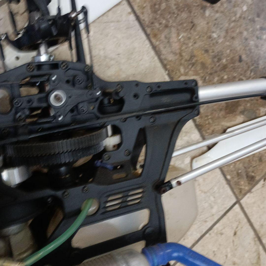 カ*ロ様 3507)HIROBO SDX ラジコンヘリコプター本体 型番不明