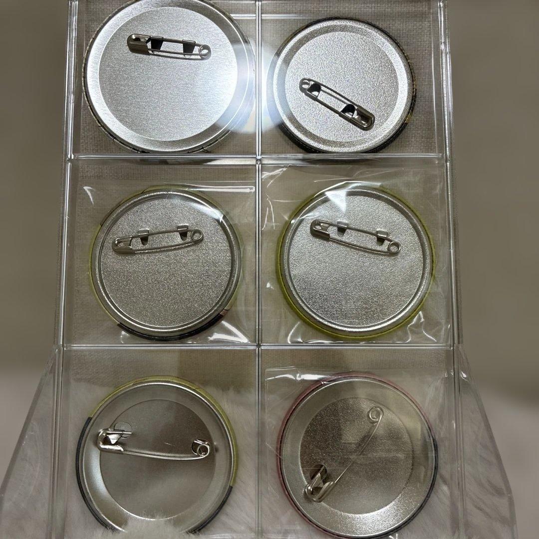 NARUTO デイダラ　缶バッジ 6個セット　サンリオ