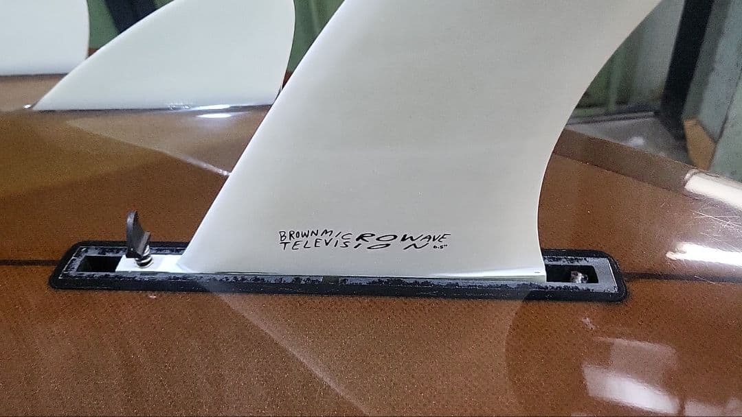 送料込み　DEADKOOKS HELLHOUND 6.9　フィン付き