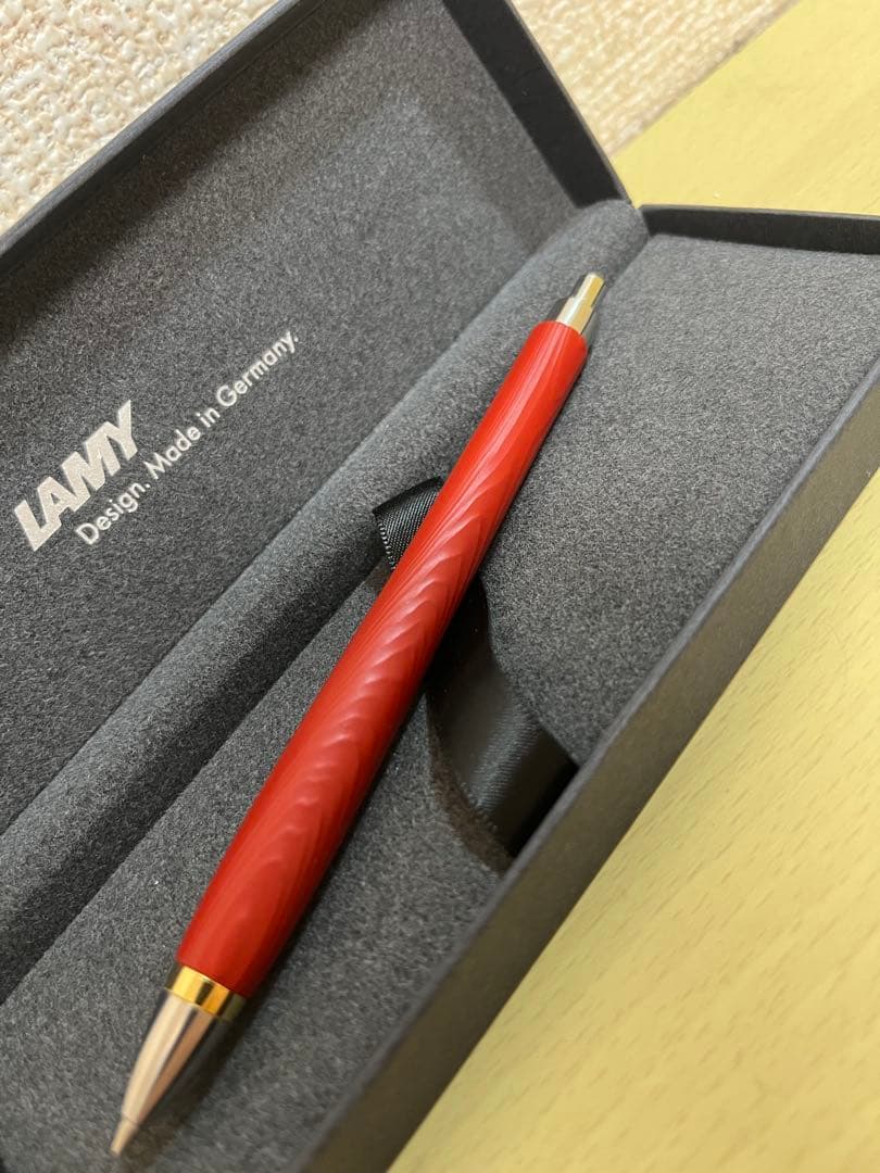 ウッドペンクラフト　姫縁杉　浮造り国産朱漆　0.5ミリ　シャープペンシル