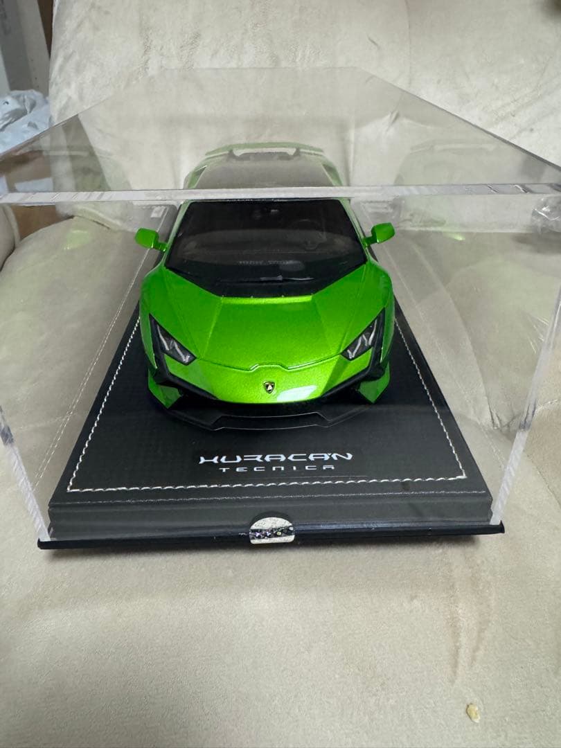 1/18 ミニカー　MRコレクション　ランボルギーニ　ウラカン　テクニカ　極美品