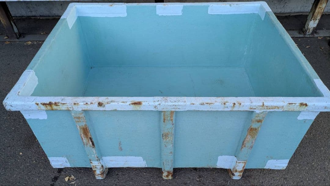 格安大型FRP水槽　1000L