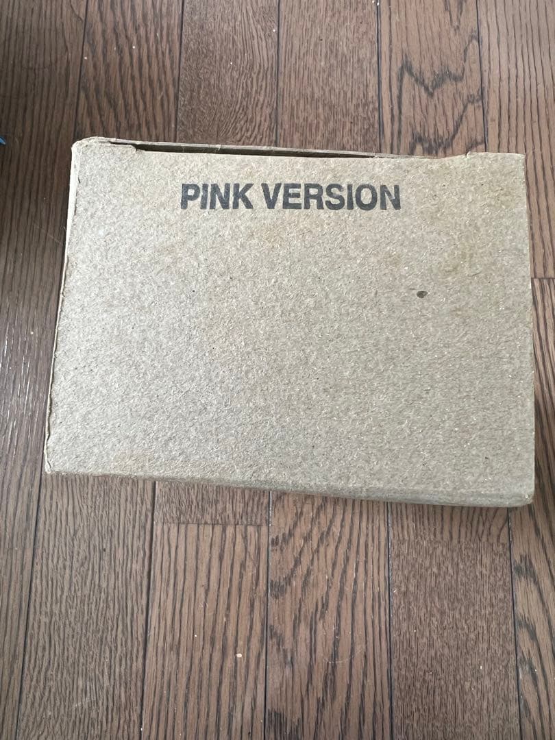 初期KAWS Accomplice PINK EDITION ピンク 新品未開封