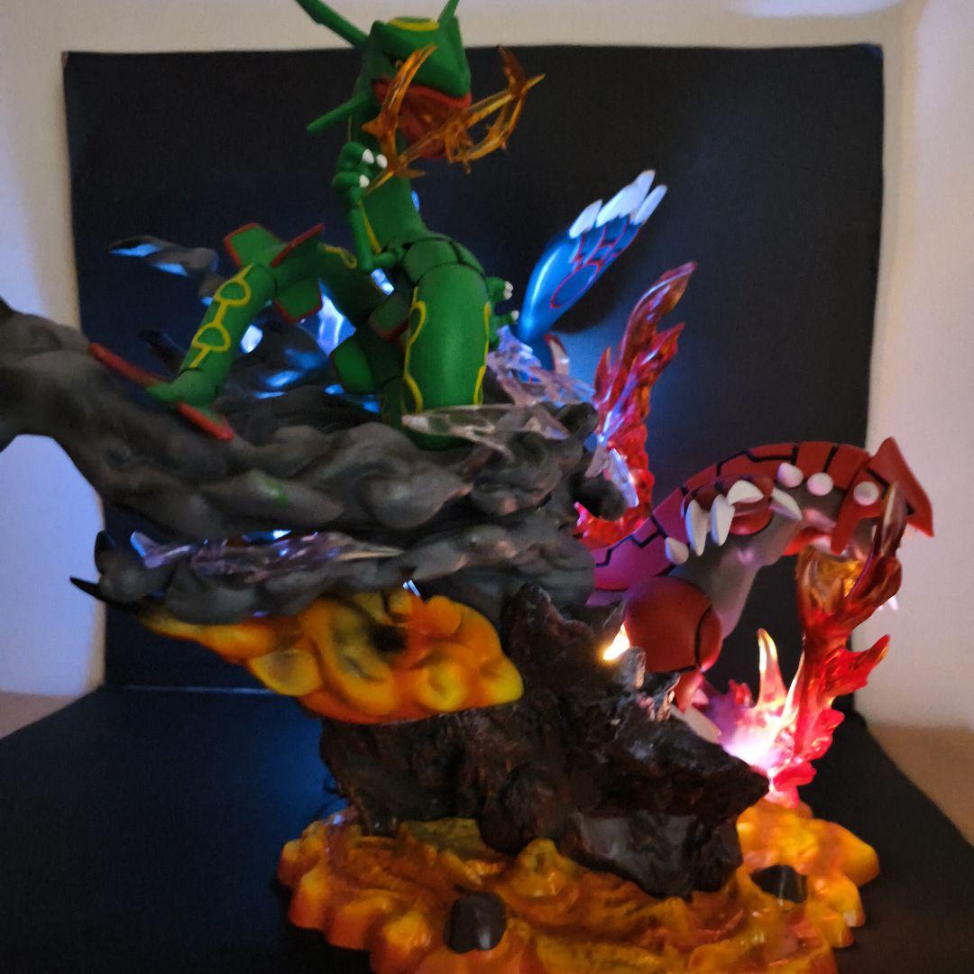 ポケモン フィギュア　カイオーガ グラードン レックウザ　LED付き