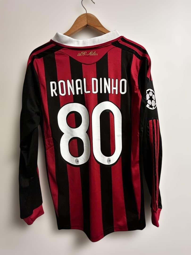 09/10ホームACミラン　ロナウジーニョ　長袖ユニフォーム