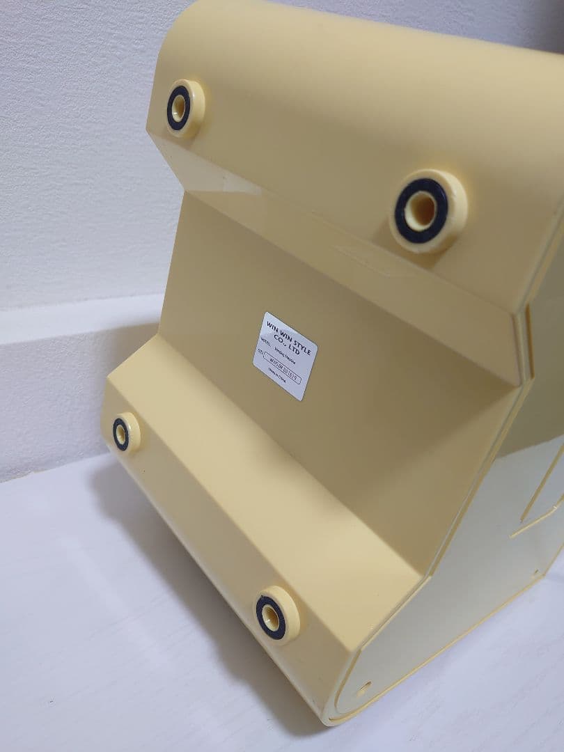 WIN×WIN　STYLE　ジャグラー　ガチャガチャ　本体　カプセル付き