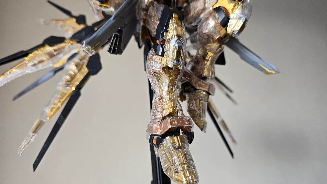 MGEX 1/100 ストライクフリーダムガンダム [メカニカルクリア]完成品