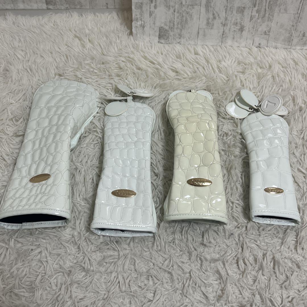 オウル OUUL ホワイトアリゲーター キャディバッグ ヘッドカバー付き