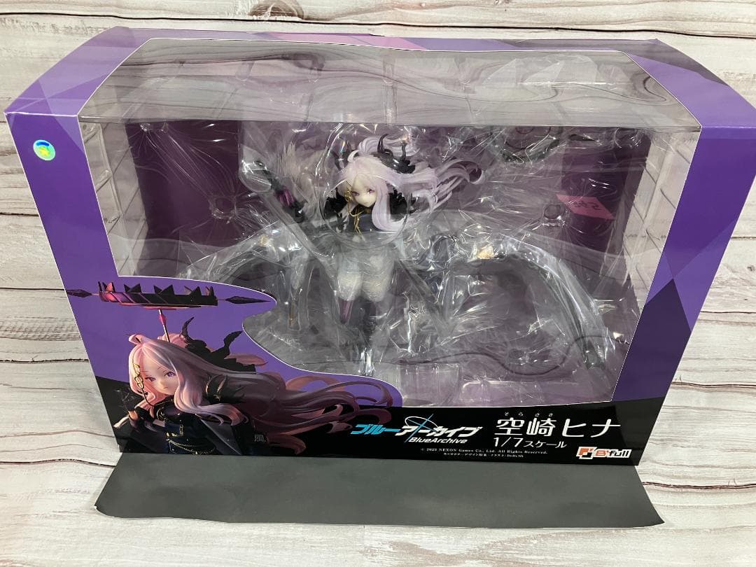 新品【未開封　未使用】　B´full　ブルーアーカイブ　「空崎ヒナ」