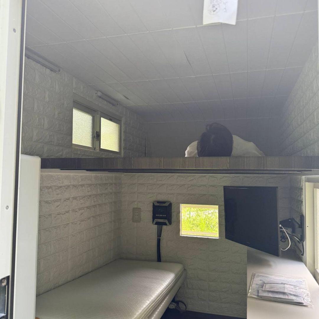 軽トラ荷台ハウス ソーラー充電機能、キャンピングカー、軽キャン、キャンプ、避難