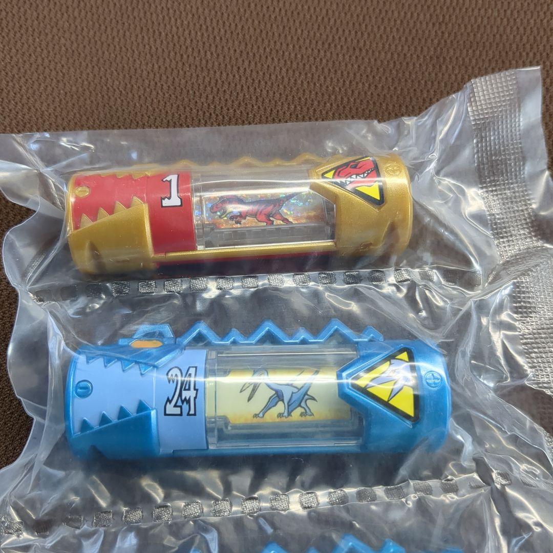 獣電戦隊キョウリュウジャー　獣電池　ガブティボルバー付属　未開封品