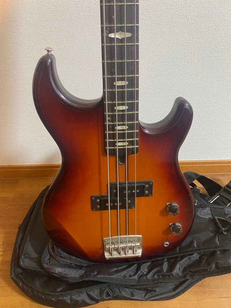 【希少】YAMAHA BROAD BASS 1200 フレットレス仕様　ベース