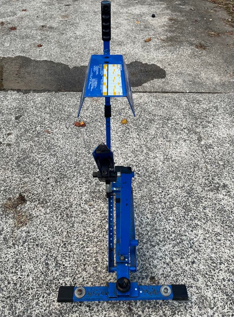 ルイスビルスラッガー ピッチングマシン