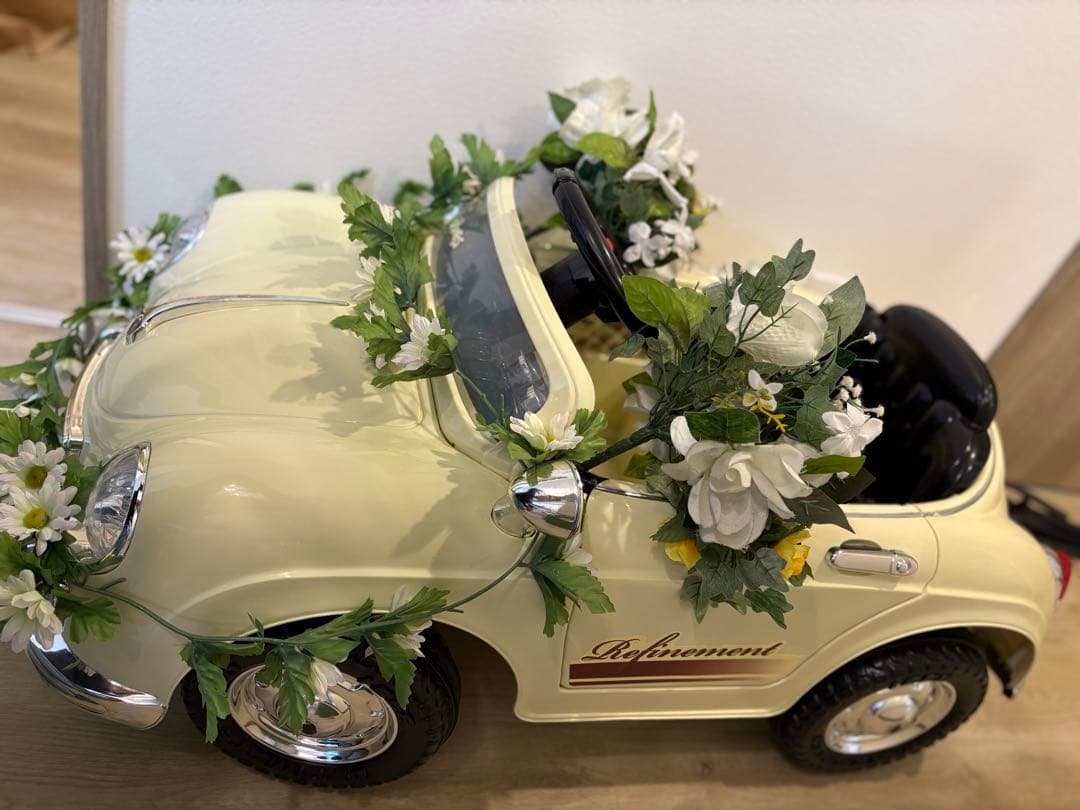 【参考装飾あり】乗用可ラジコンカー　結婚式リングボーイ