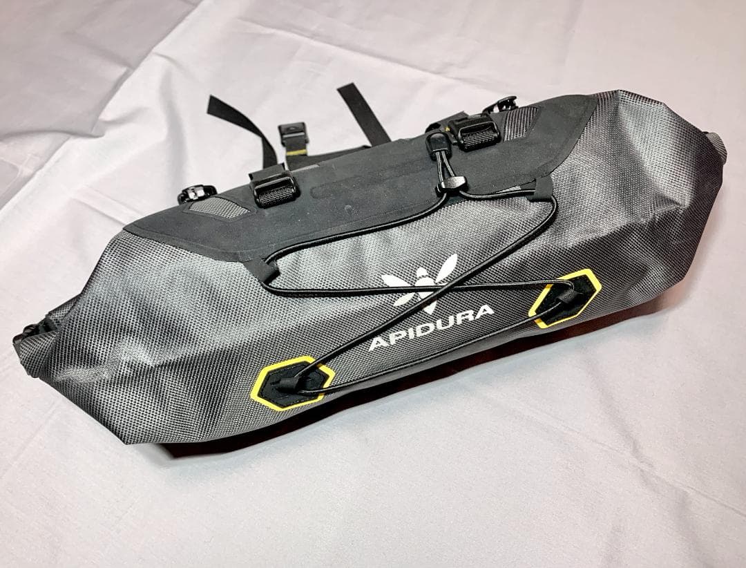 アクセサリー APIDURA EXPEDITION HANDLEBAR PACK 14L