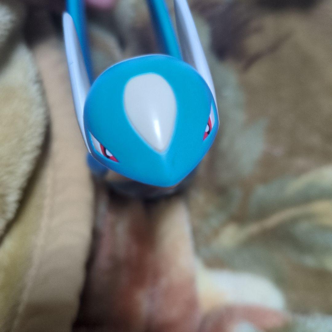 ポケモン　ラティオス　アクション　フィギュア