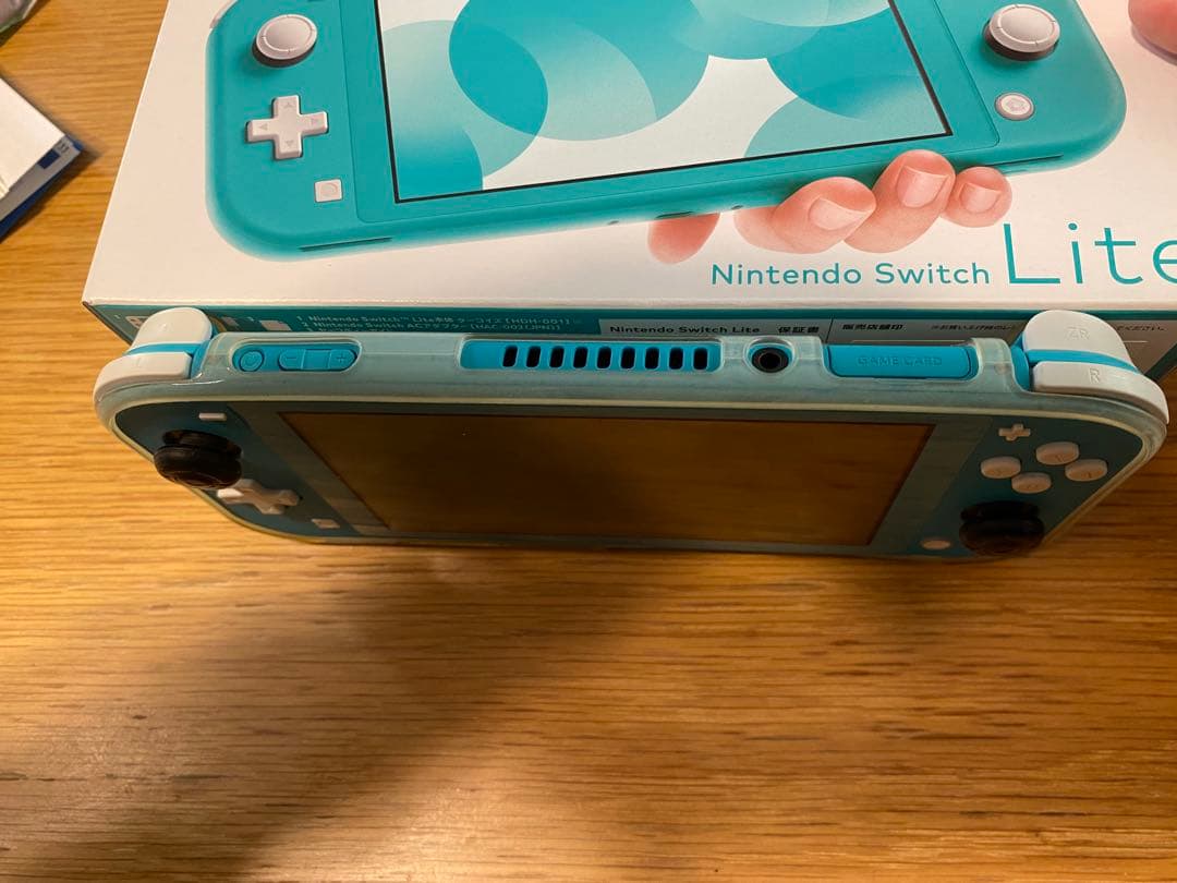 ニンテンドー Nintendo Switch lite ターコイズ カバー付き