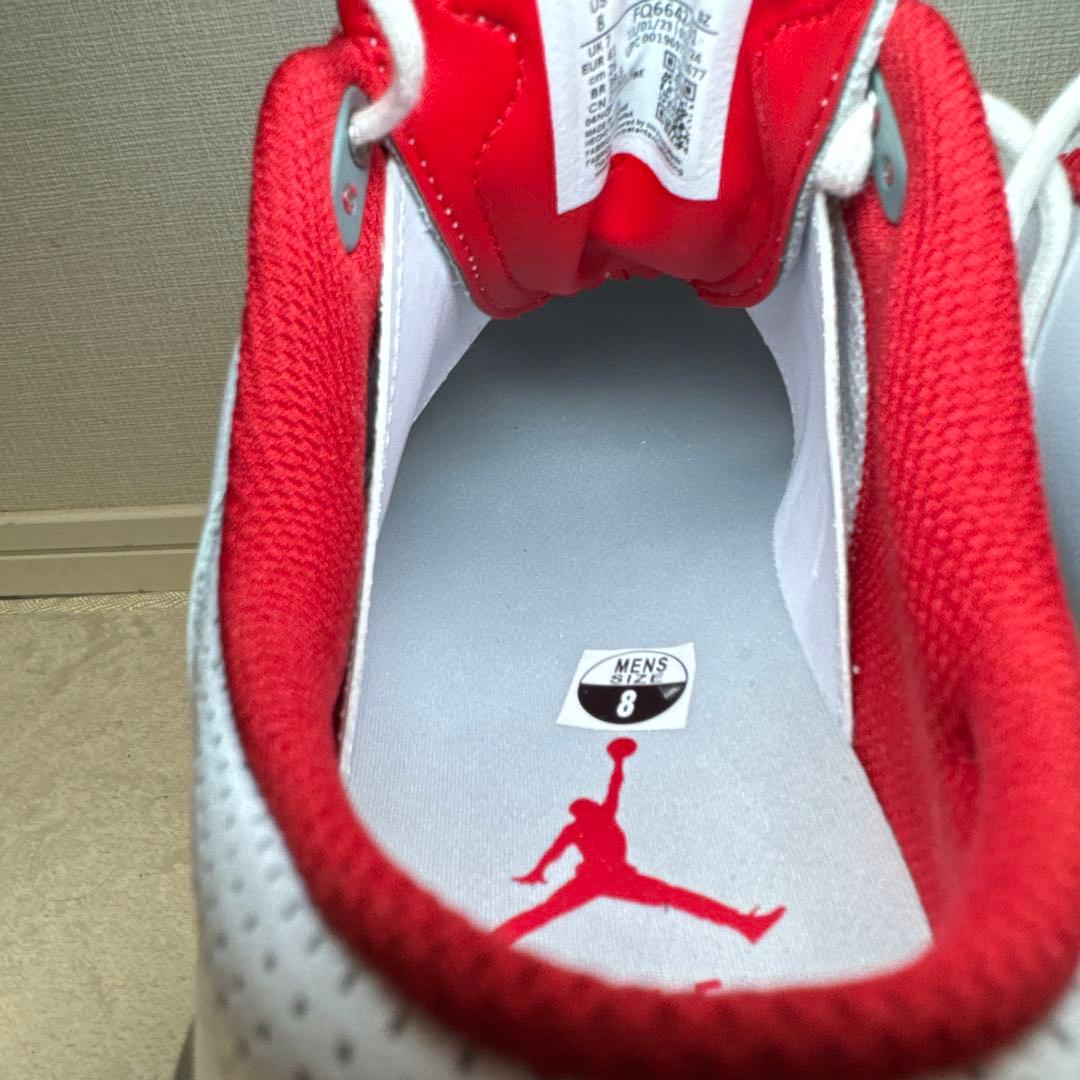 24 未使用　エアジョーダン　ゴルフシューズ　8 26.0 白　ソフトスパイク