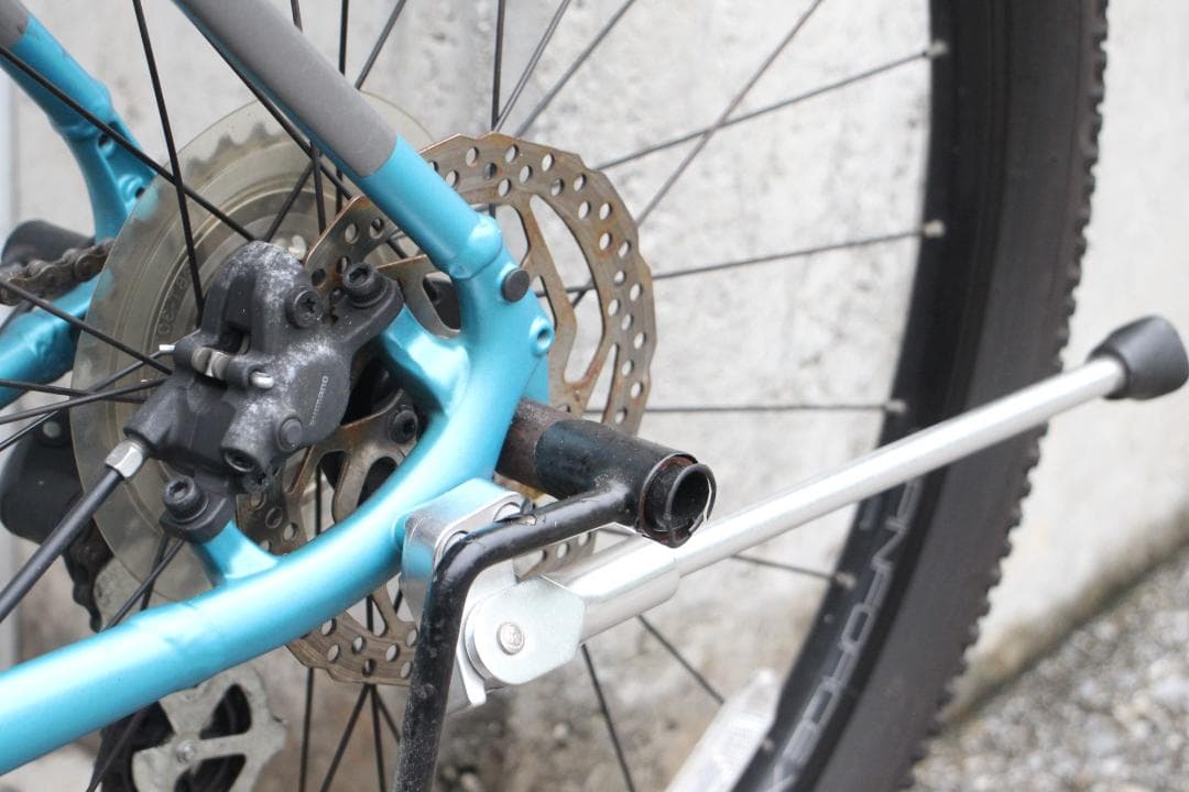 引き取り限定♪ジャイアント♪グラビエ♪ブロックタイヤでオフロードも走れます♪