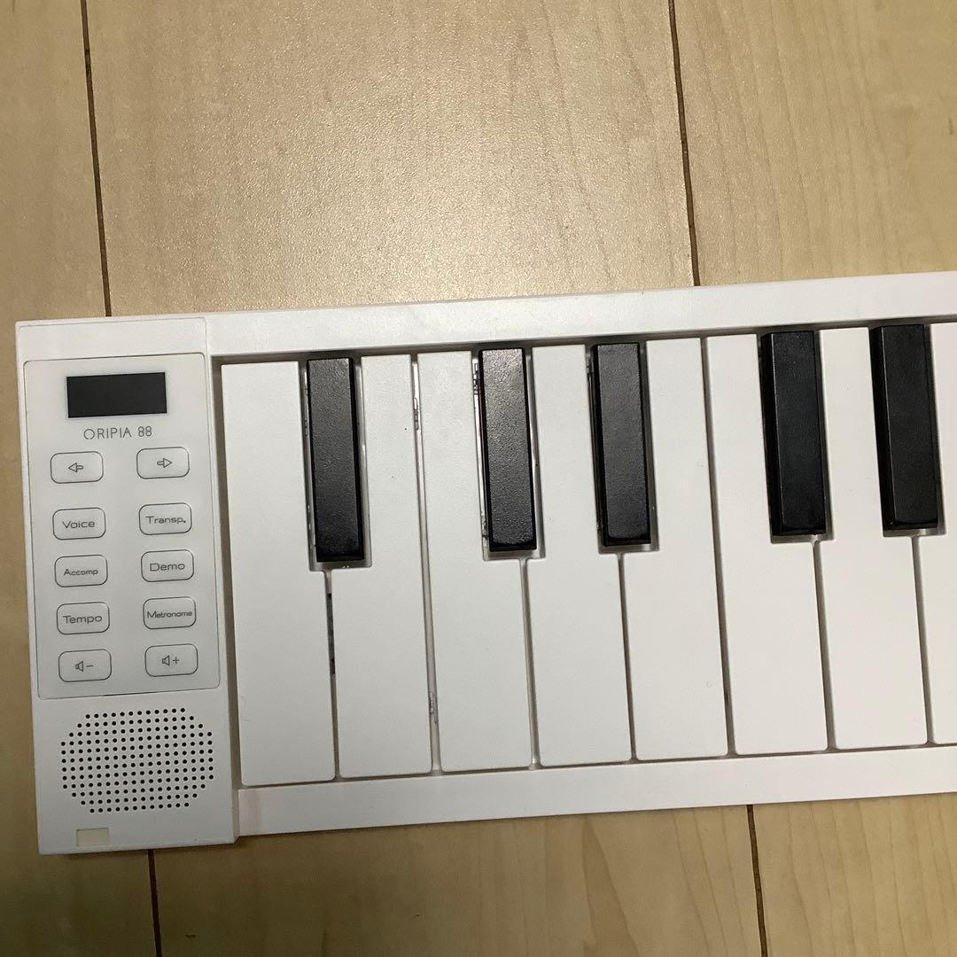 折り畳みピアノ　ORIPIA88 (USB変換充電ケーブル付き)