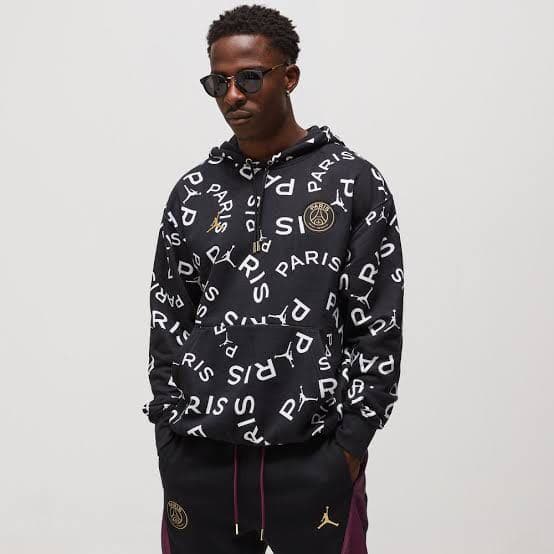 パリサンジェルマン×ジョーダン　コラボ　パーカー　S