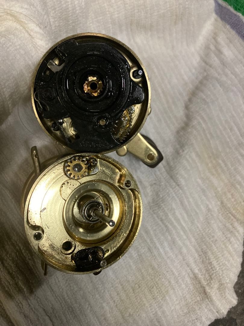 クリスマス値下げカルカッタ51xt 左巻きシマノ　カルカッタ箱無しShimano