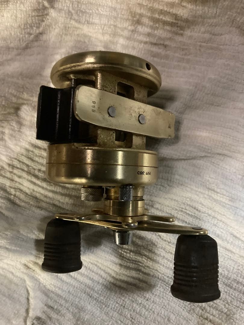 クリスマス値下げカルカッタ51xt 左巻きシマノ　カルカッタ箱無しShimano