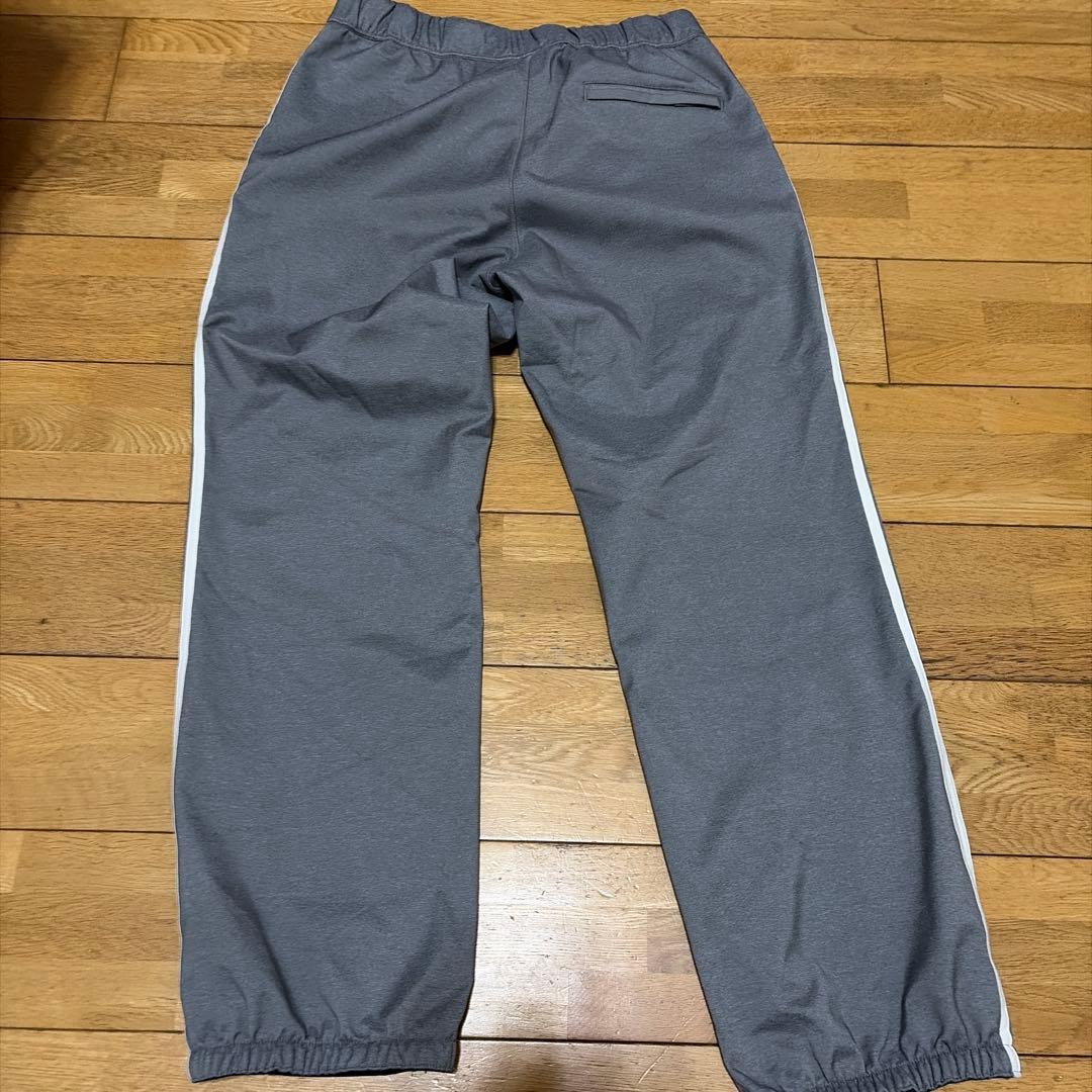 adidas フーディとパンツ セット