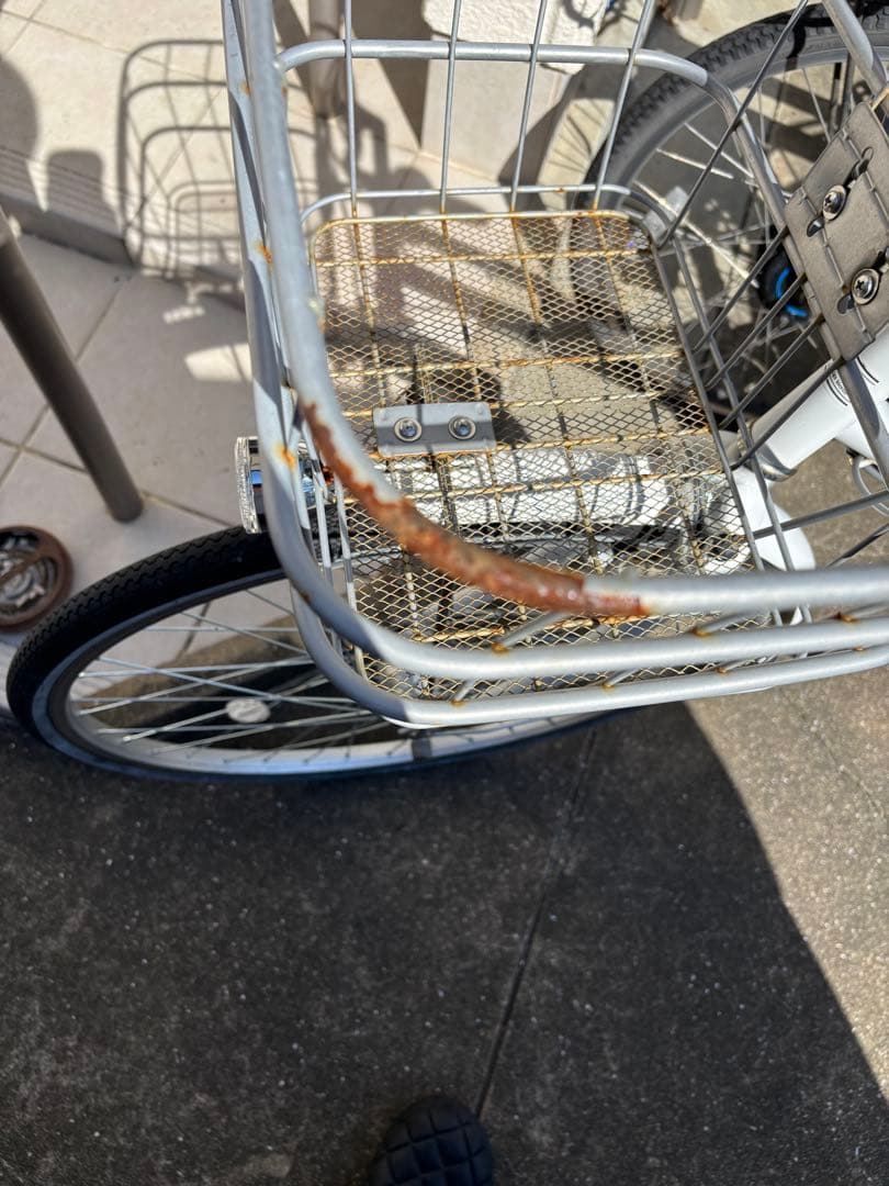 自転車　シティサイクル　白　26インチ　子ども　【福岡市直接受け取り希望】