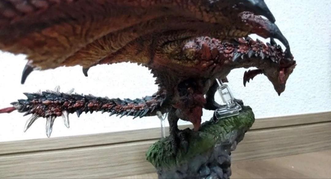 【リペイント品】クリエイターズモデル　リオレウス　ジンオウガ　モンスターハンター