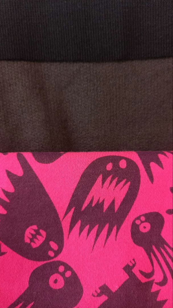 濃いピンク　厚手裏毛